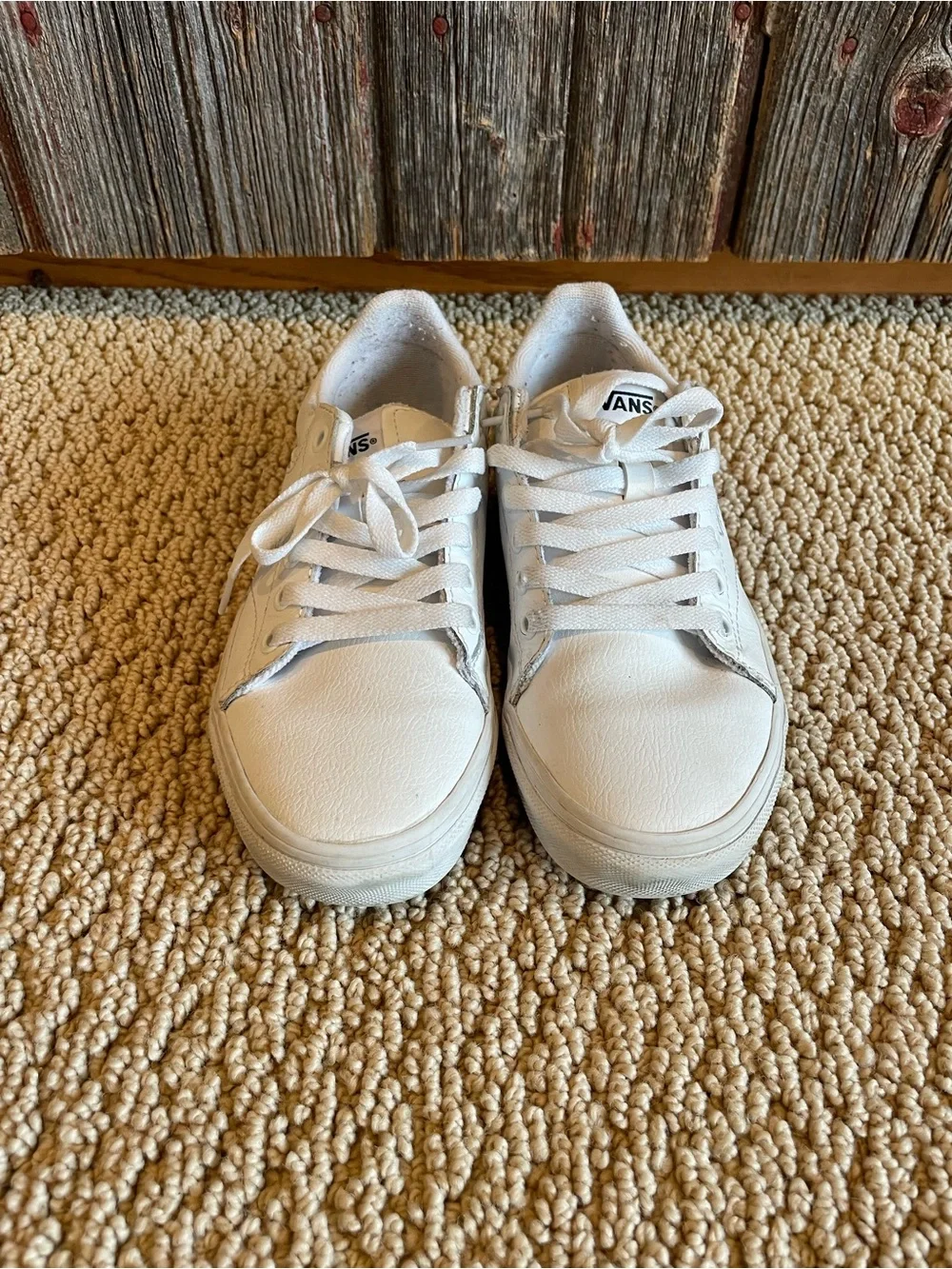 Vans Seldan Leather Casual Sneakers Classic White Women's 6